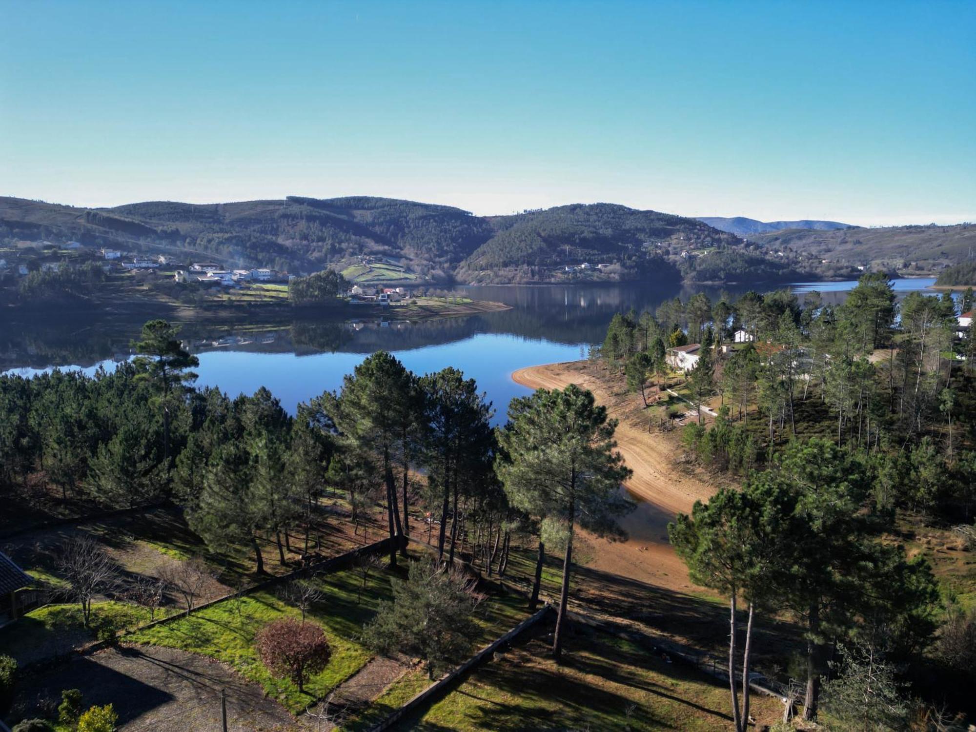Casa Da Barragem - Ninho Das Aguias Venda Nova  Exteriör bild